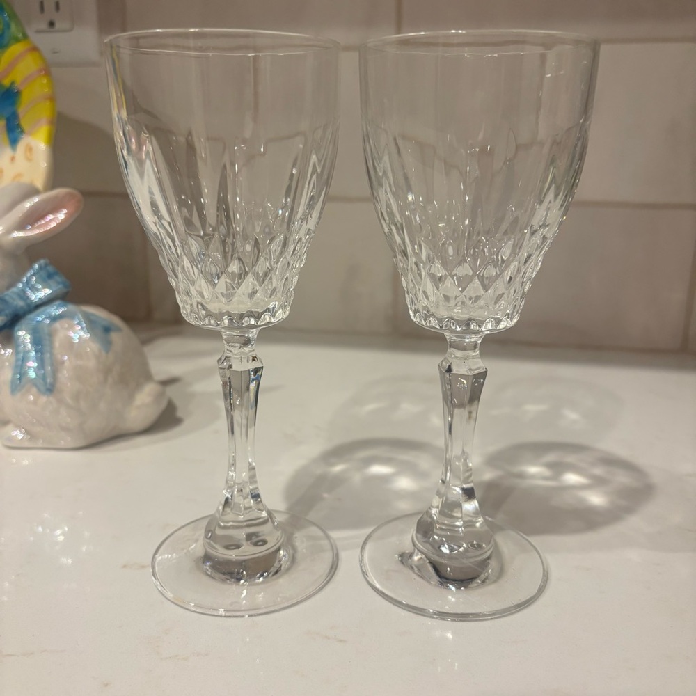 Crystal Cut Wine Glasses - Clear Stemware (Pair)